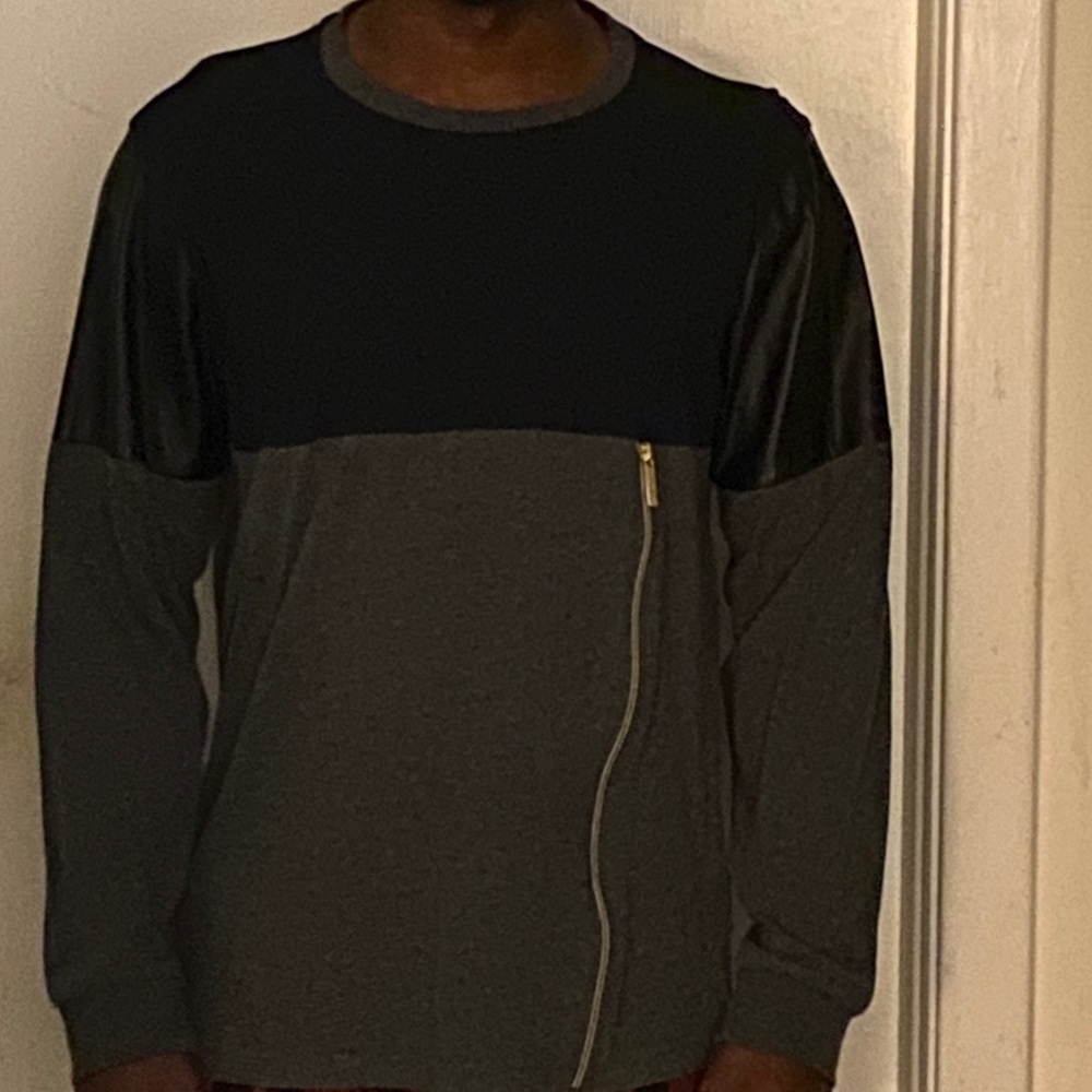 Men’s casual shirt